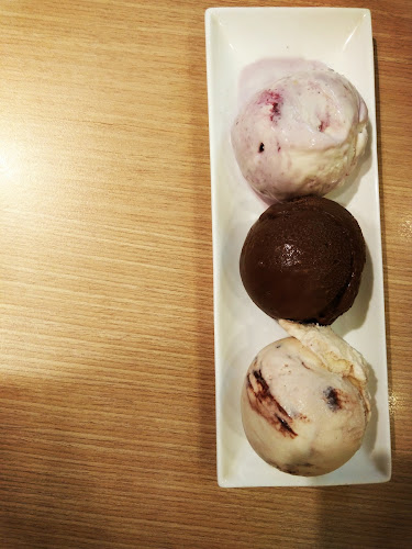 Inside Scoop Bangsar - Gastronomi dan perhotelan