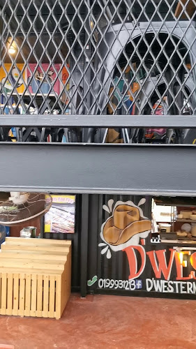 Comentarii opinii despre Lepak Luu Food Court