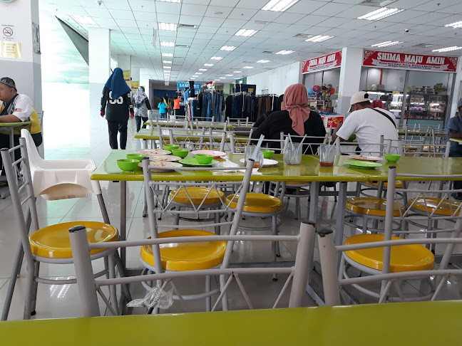 Comentarii opinii despre Restoran Nasi Ayam YatiRaof (Dulu Medan Selera Yatiraof Econsave Klebang)