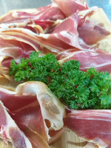 Ground floor/S3-A The Peak Vista, 88400 Kota Kinabalu, Sabah