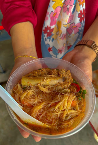 Comentarii opinii despre LAKSA Bungkus Dapur Fitri (TAKSUB HAM Corner(9W2KXA))