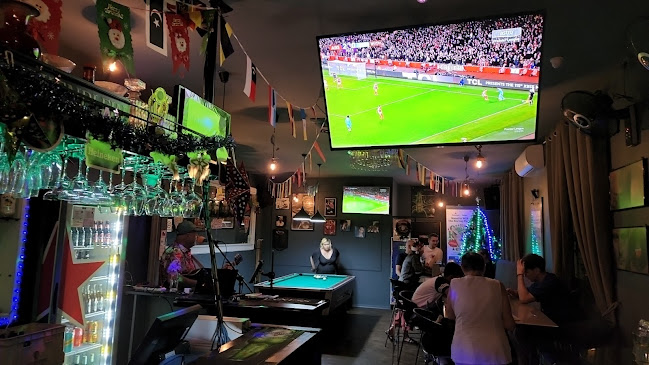 Cheers 32 Cafe - George Town