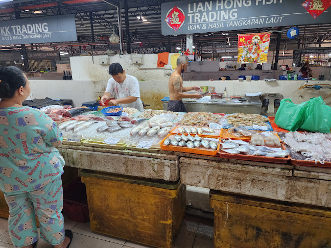 Suria Market - Gastronomi dan perhotelan