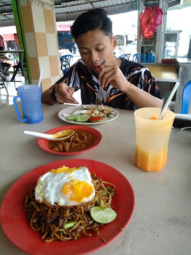 Opinii despre Restoran Biriyani Maju Jaya în Slim River - Gastronomi dan perhotelan