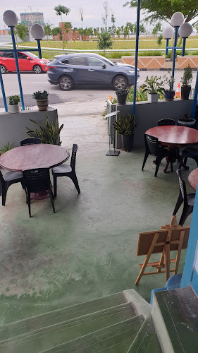 Comentarii opinii despre Restoran 77 (famous curry fish head)