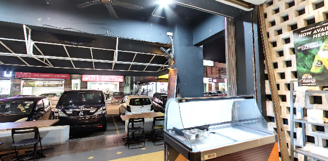 PIM's Thai Food - Gastronomi dan perhotelan