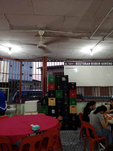 Comentarii opinii despre 巴生潮州炒粥 Restoran Bubur Goreng