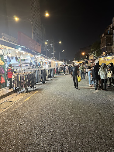 Comentarii opinii despre Vintage Night Market