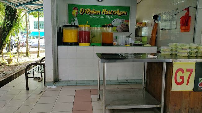 Opinii despre D' Kulaan Nasi Ayam în Shah Alam - Gastronomi dan perhotelan