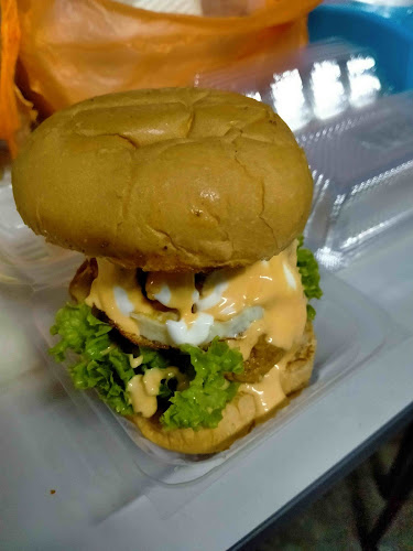 Burger Budget - Gastronomi dan perhotelan