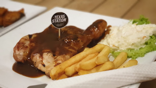 Texas Station Cafe & Restaurant - Gastronomi dan perhotelan