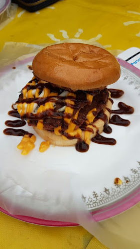 Comentarii opinii despre Burger Buaya USJ