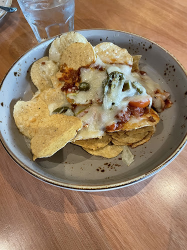 Opinii despre One Serambi Cafe în Shah Alam - Gastronomi dan perhotelan