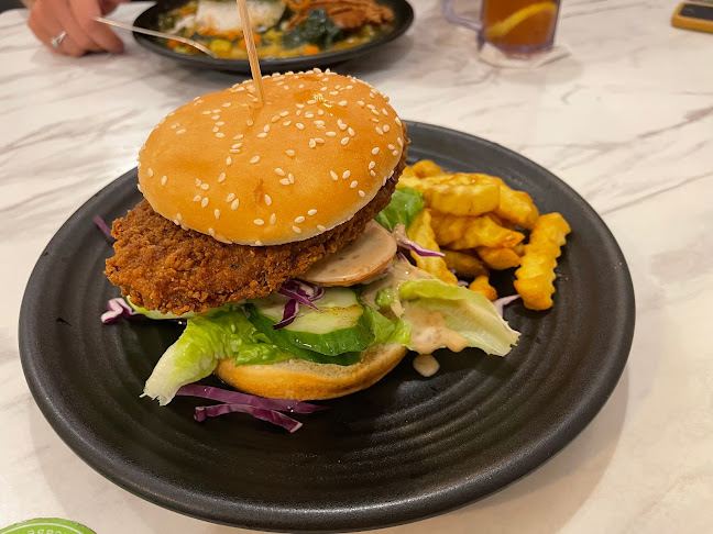 YC Vege Life Vegetarian Cafe