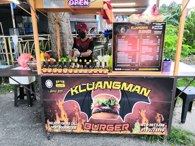 Opinii despre MUAZSS BURGER - NUSA DUTA în Iskandar Puteri - Gastronomi dan perhotelan