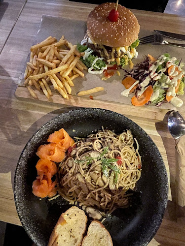 Wheels Restaurant & Bar Port Dickson - Port Dickson