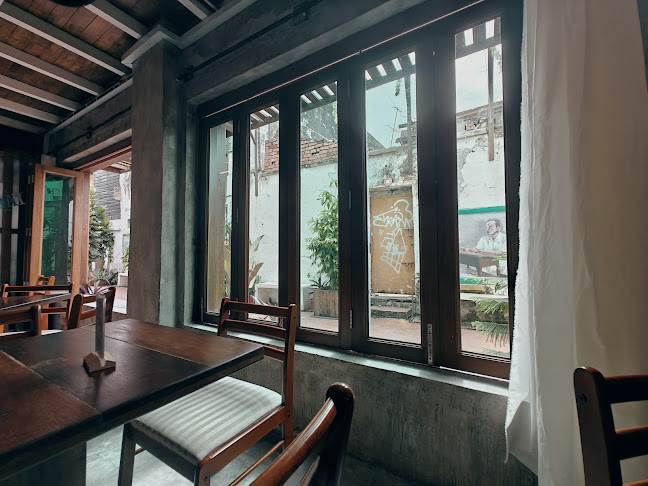 Opinii despre The Old Station Cafe în Melaka - Gastronomi dan perhotelan