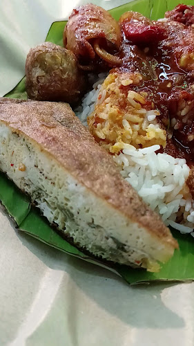 Medan Selera Jalan Raja Muda Abdul Aziz