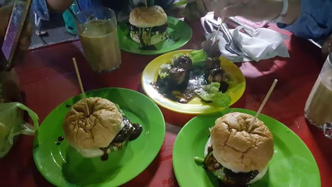 Comentarii opinii despre Manniza Burger Kukus