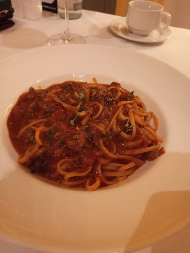 Comentarii opinii despre Suffolk House Restaurant