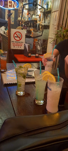 Comentarii opinii despre Tipsy Bridge