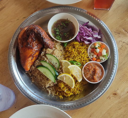 Opinii despre Mi tarik Aladin în Bukit Rotan - Gastronomi dan perhotelan