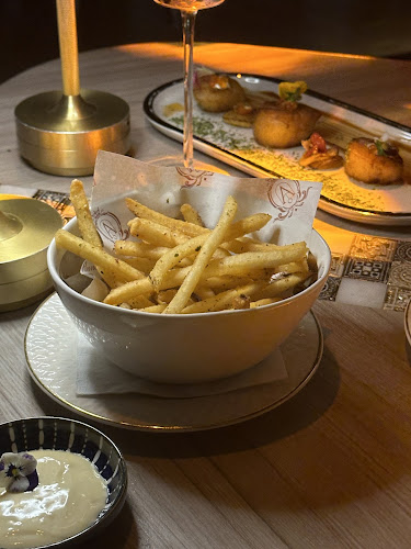 Annabell KL - Gastronomi dan perhotelan