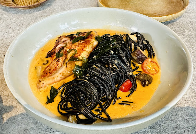 The Red Beanbag - Gastronomi dan perhotelan