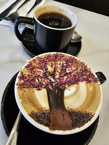 Opinii despre Breda Cafe în Ipoh - Gastronomi dan perhotelan