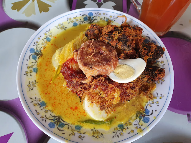 Opinii despre Warung Nasi Ambeng în Kuala Lumpur - Gastronomi dan perhotelan