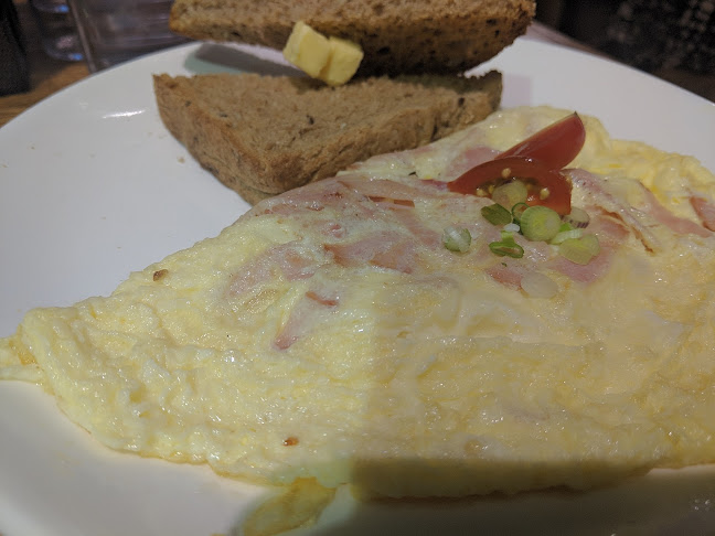 Opinii despre Let's Meat | American Restaurant | American Food | American Breakfast în Tanjung Bungah - Gastronomi dan perhotelan