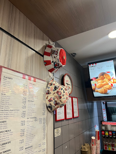 Opinii despre KFC Wisma Gerakan în Seremban - Gastronomi dan perhotelan
