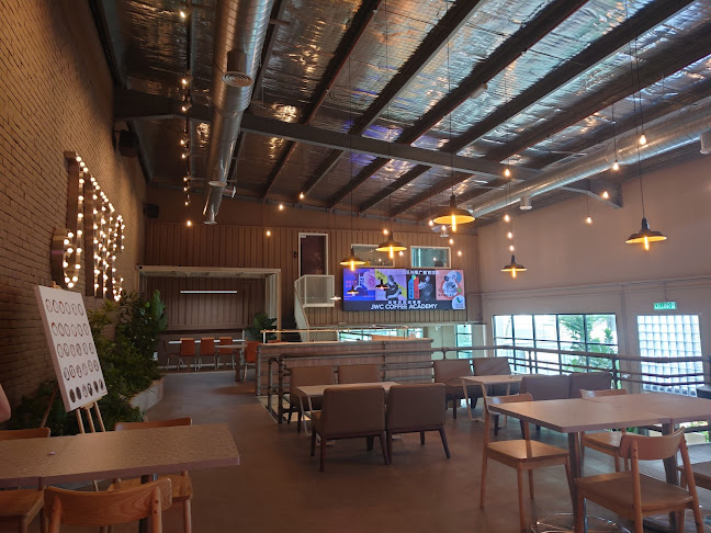 Opinii despre JWC, The Factory 30 în Johor Bahru - Gastronomi dan perhotelan