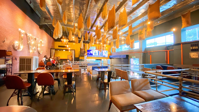 Comentarii opinii despre JWC, The Factory 30