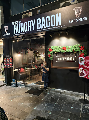 Hungry Bacon - Gastronomi dan perhotelan