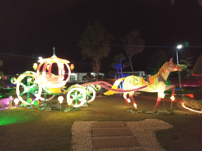 Comentarii opinii despre Maxim's Cake House & Bakery