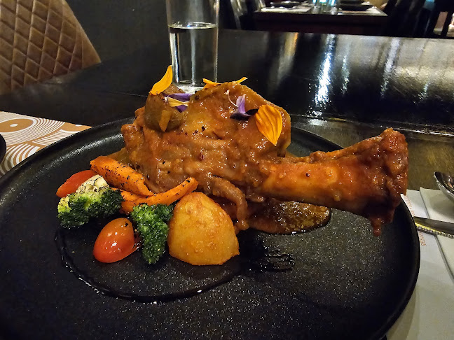 Opinii despre Bo-Ni Restaurant & Bar în Kuching - Gastronomi dan perhotelan