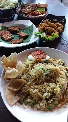 Restoran Periuk Belanga - Gastronomi dan perhotelan