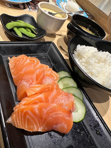 Comentarii opinii despre Sushi Jiro MyTown Shopping Centre