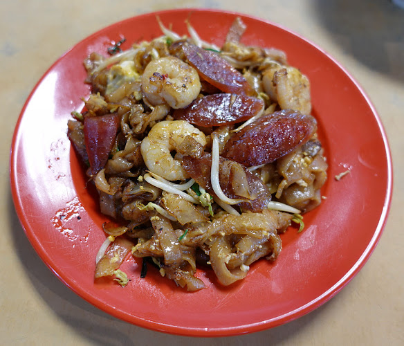 The Shark - Gastronomi dan perhotelan