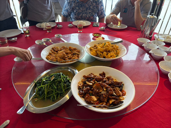 Comentarii opinii despre Restoran Makanan Laut Pasir Penambang