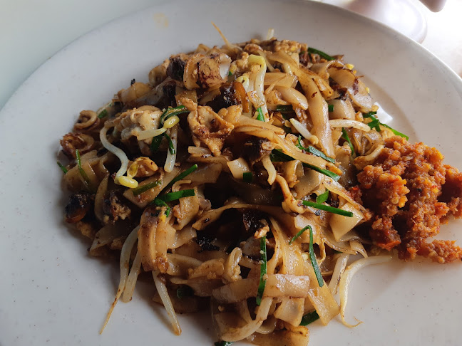 Mom's Laksa - Gastronomi dan perhotelan