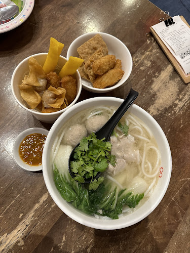 GO Noodle House, Gurney Plaza - Gastronomi dan perhotelan