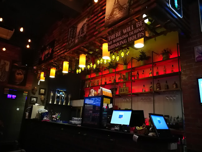 Pipe Bistro - Gastronomi dan perhotelan