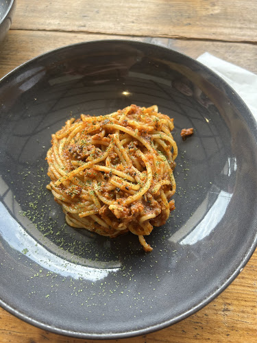 SWELL by Vamos - Gastronomi dan perhotelan