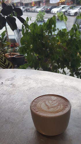 Comentarii opinii despre One Half