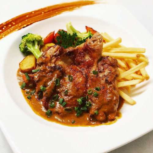 Opinii despre TWT cafe Tea Warmer Treat în Ipoh - Gastronomi dan perhotelan