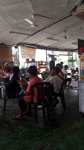 Comentarii opinii despre 闲人茶餐室 Kopitiam Senang