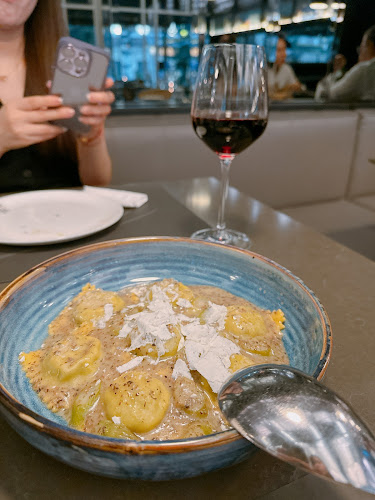 Opinii despre Osteria Gamberoni în Kuala Lumpur - Gastronomi dan perhotelan