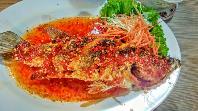 Restoran D' Lala Seafood - Gastronomi dan perhotelan
